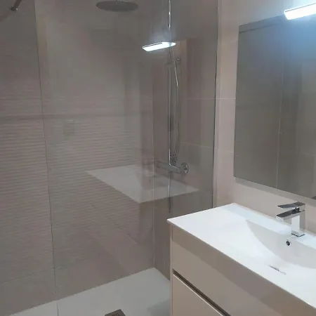 Park Apartment *