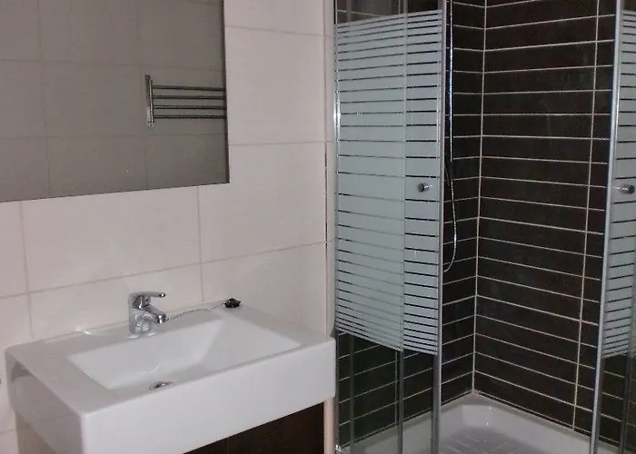 Апартаменты Park Салоу